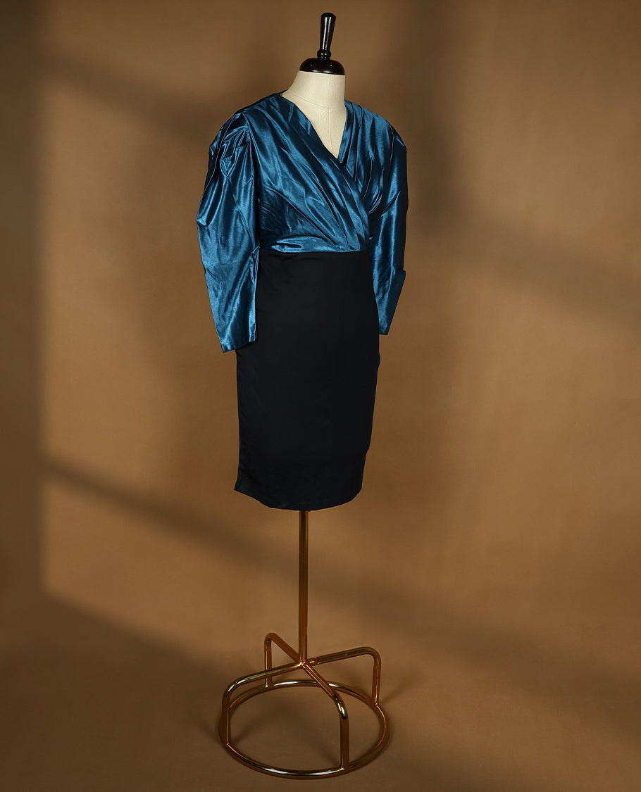 Blue and Black Colour Readymade Top For Women with 3/4 Sleeves