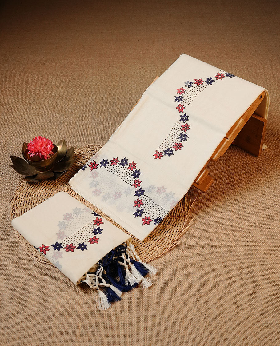 Off white colour cotton Set Mund featuring a plain body, enhanced by a floral printed border.