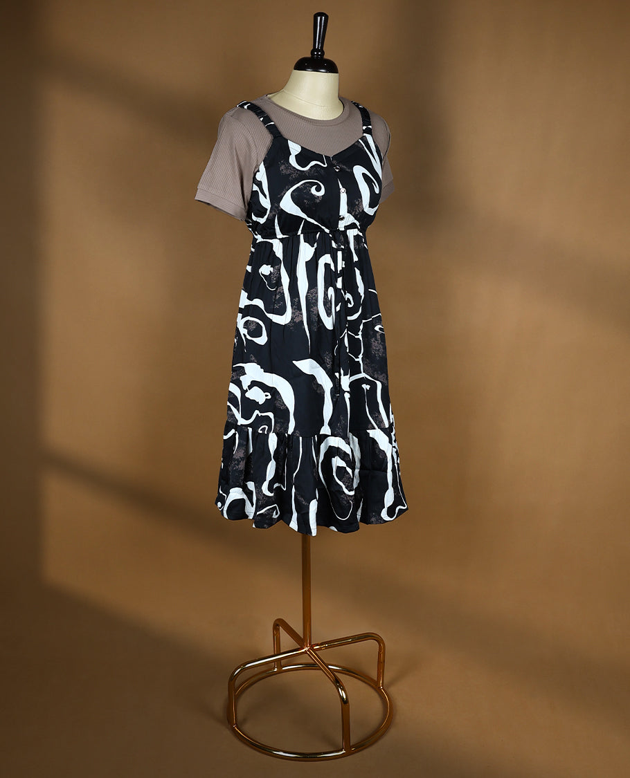 Black Colour Readymade Top with White Prints For Women with Short Sleeves