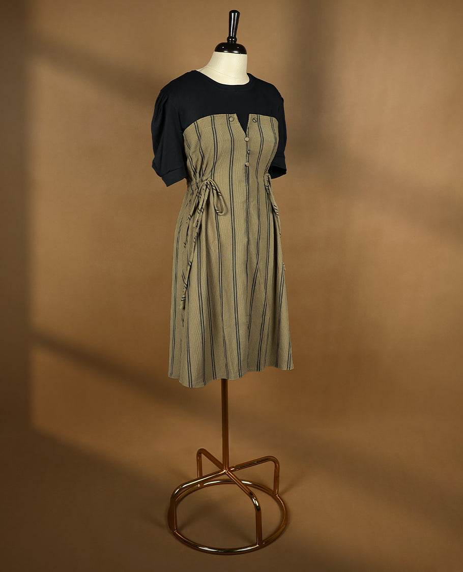 Khaki with Black Colour Readymade Top For Women with Short Sleeves