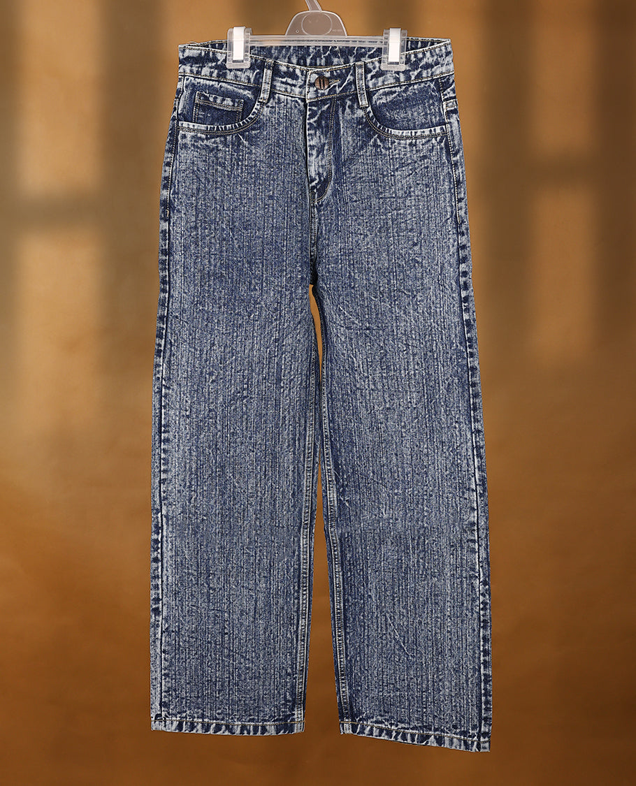 Faded Blue colour High Quality MILL DENIM baggy fit round pocket for men.