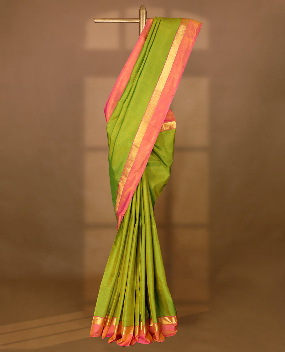 Lemon Green Colour Pure Kancheepuram Traditional Silk Saree having Plain Body with Contrast Border and Blouse