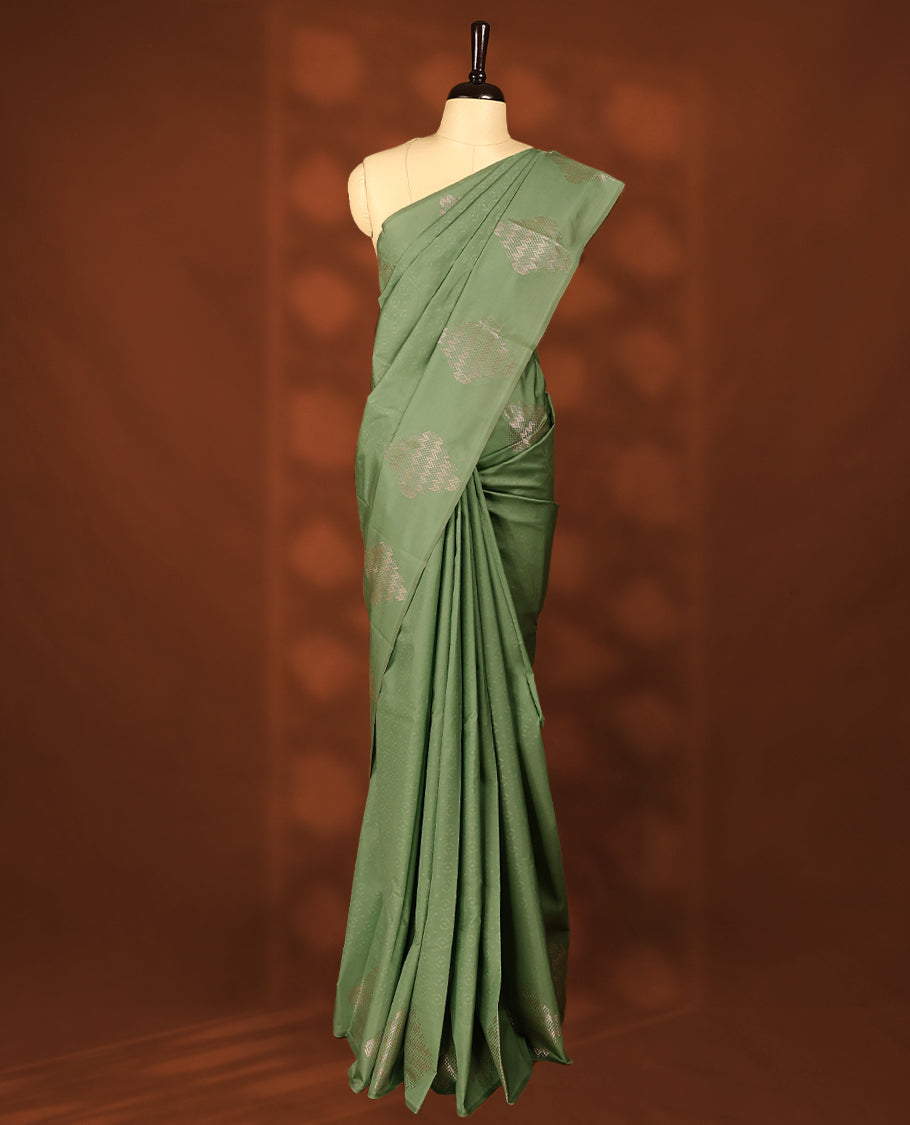 Light Green Colour Vasundhara Lite Silk Saree having Self Coloured Thread Work in Body and Blouse without Border
