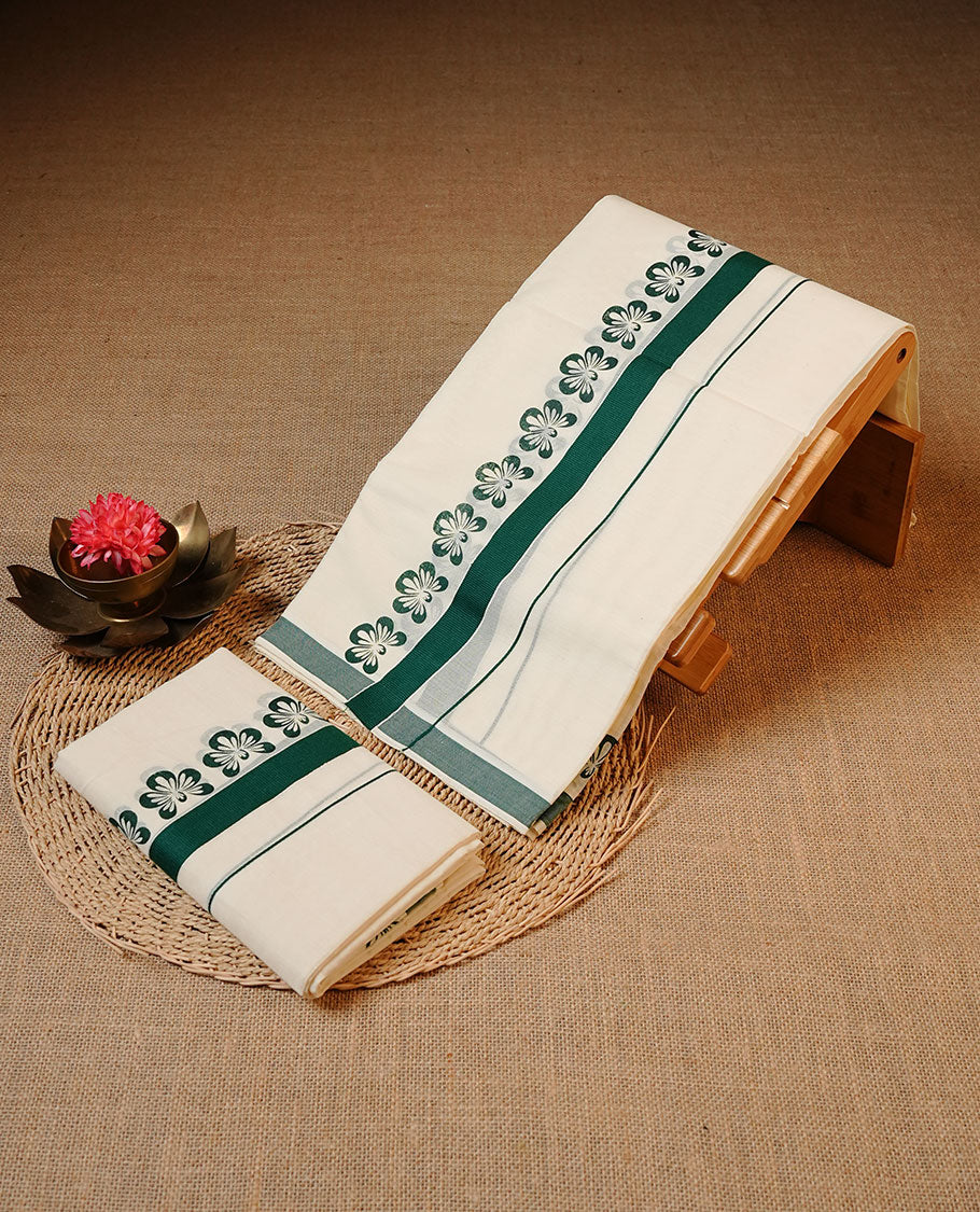 Off white colour Cotton Set Mund featuring a plain body, enhanced by a Green colour printed border.