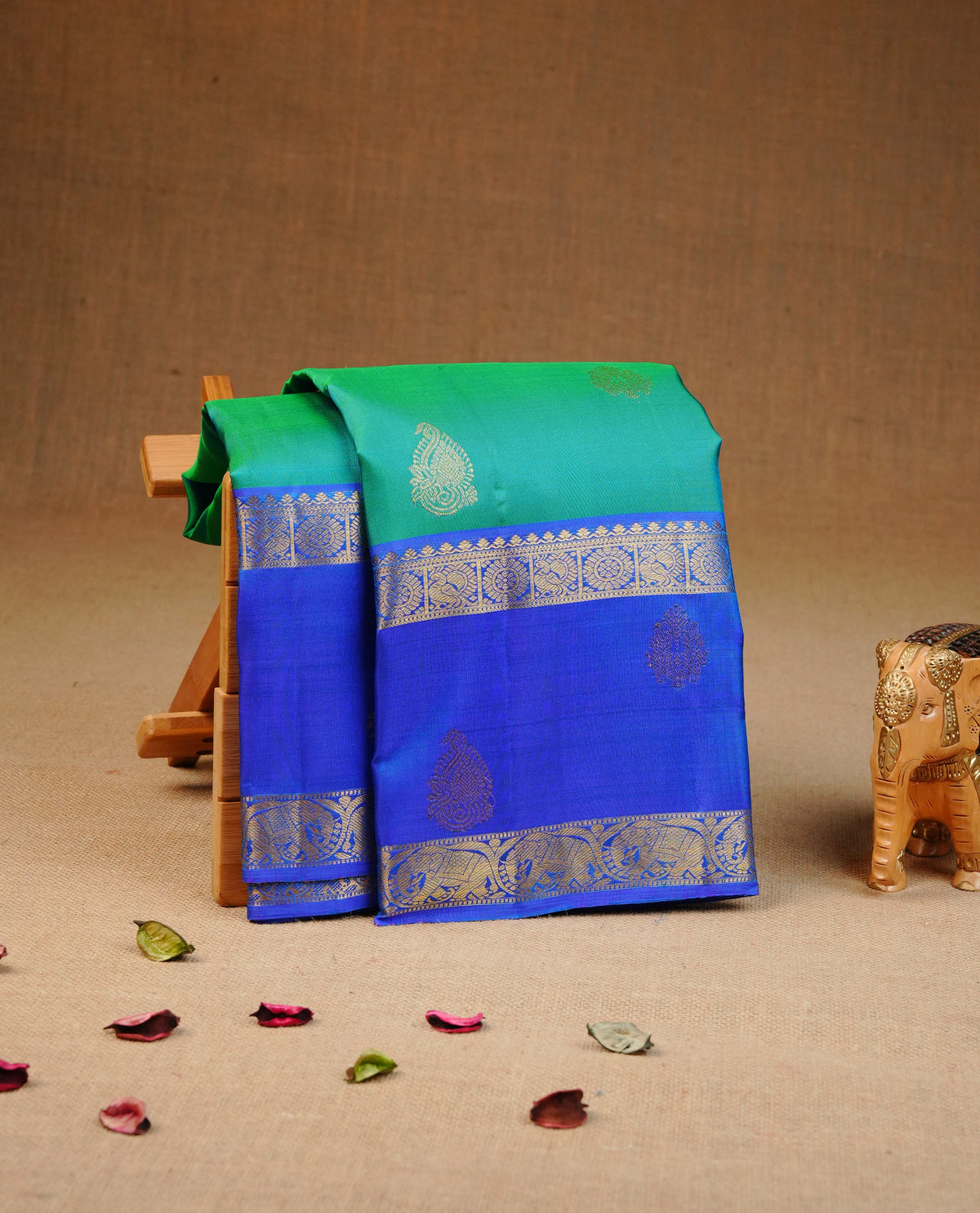 Peacock Green colour Traditional kancheepuram silk saree