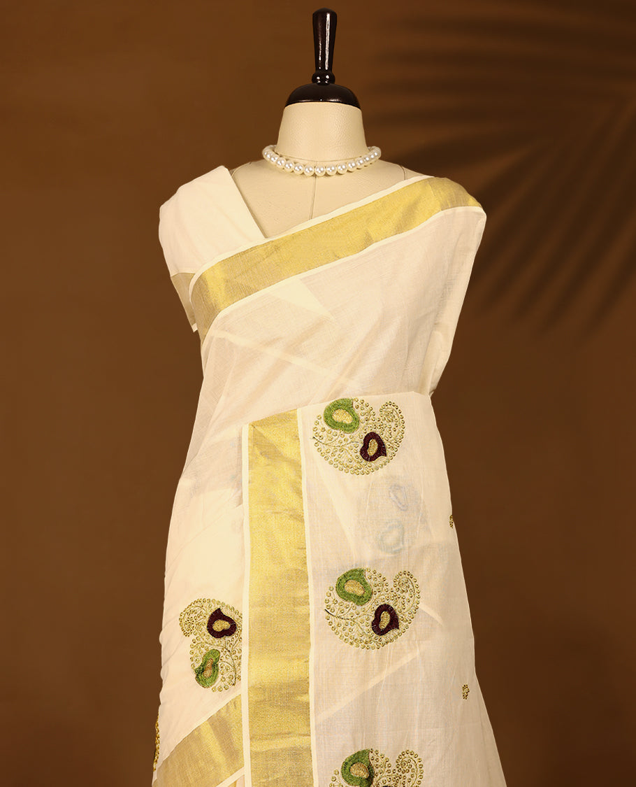 Off White Elegant Kerala saree with a Thread Worked border, paired with a matching blouse