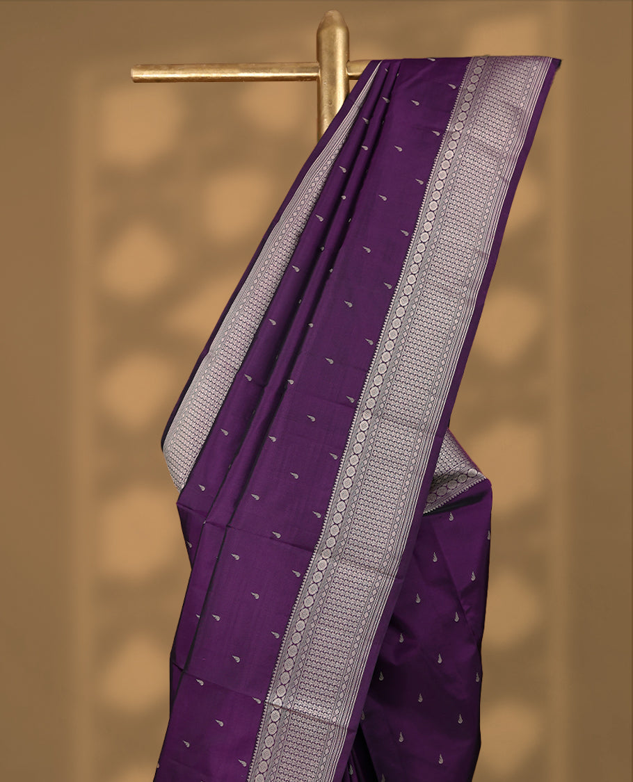 Grape Wine Colour Vasundhara Silk Saree having Thread Buttas in Body with Border and Self Coloured Blouse
