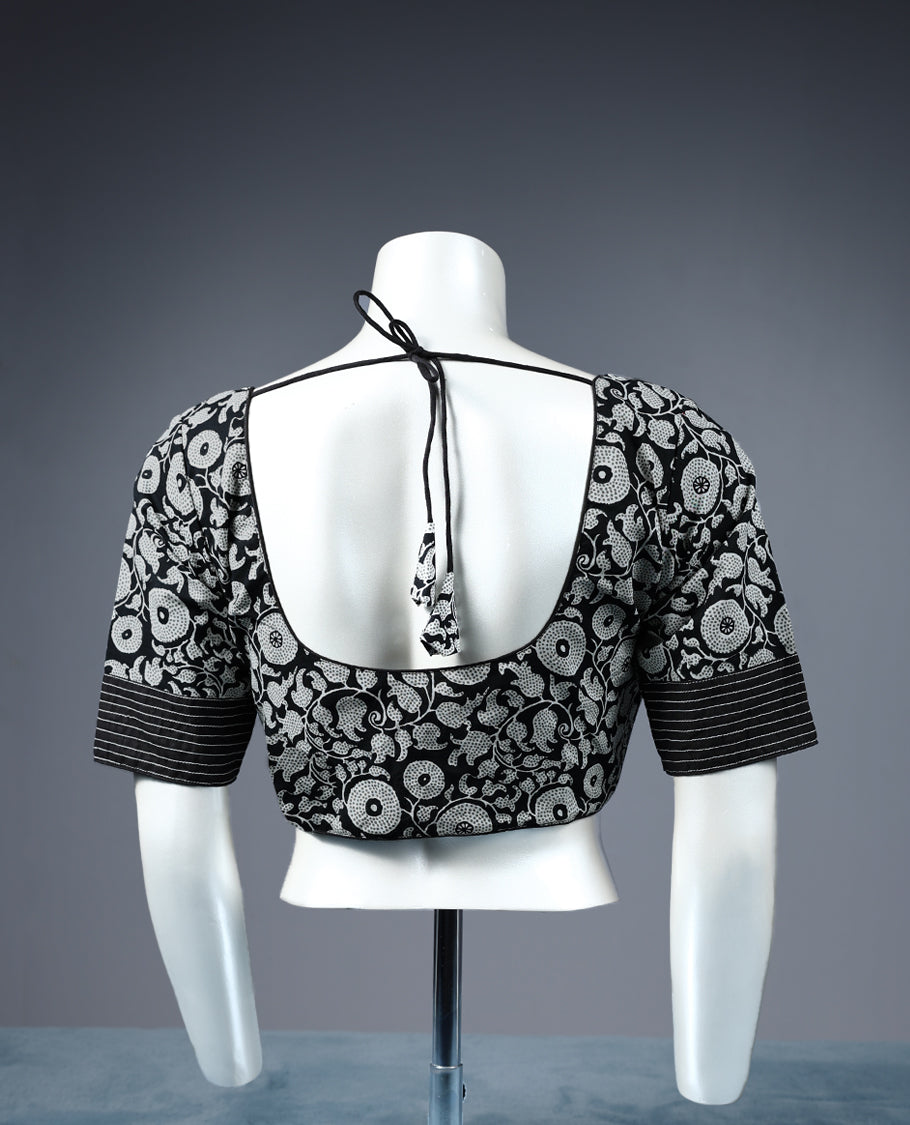 Black Colour Jaal Print, Round Neck, 2/4th Sleeves, Padded, Ready Made Blouse.