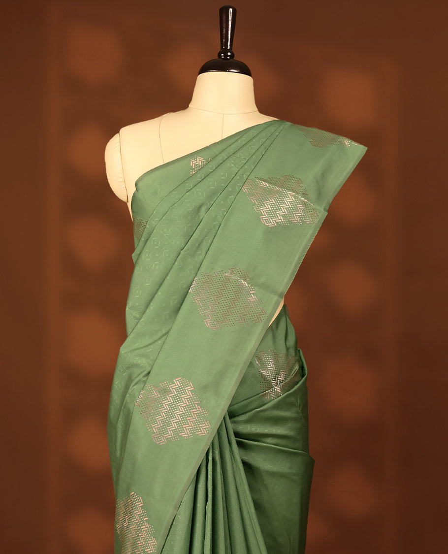 Light Green Colour Vasundhara Lite Silk Saree having Self Coloured Thread Work in Body and Blouse without Border