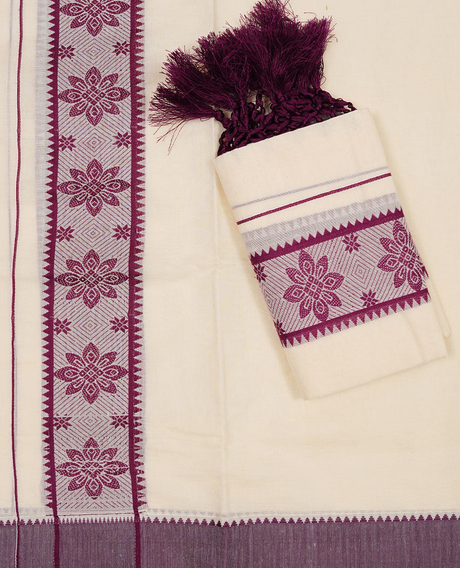 Off white colour Cotton Set Mund featuring a plain body, enhanced by a Mulberry colour floral Thread work border.