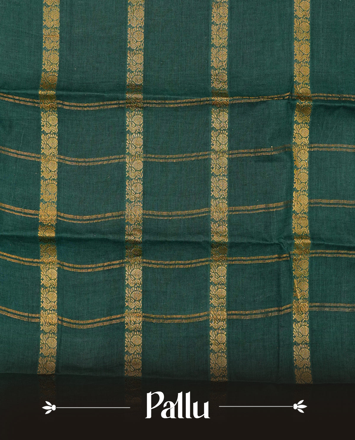 Bottle Green Colour Sungudi Cotton Saree with peacock gold zari stripes on the body, a matching gold zari border, and a striped gold zari pallu. Paired with a contrast Beige blouse piece featuring gold zari work.