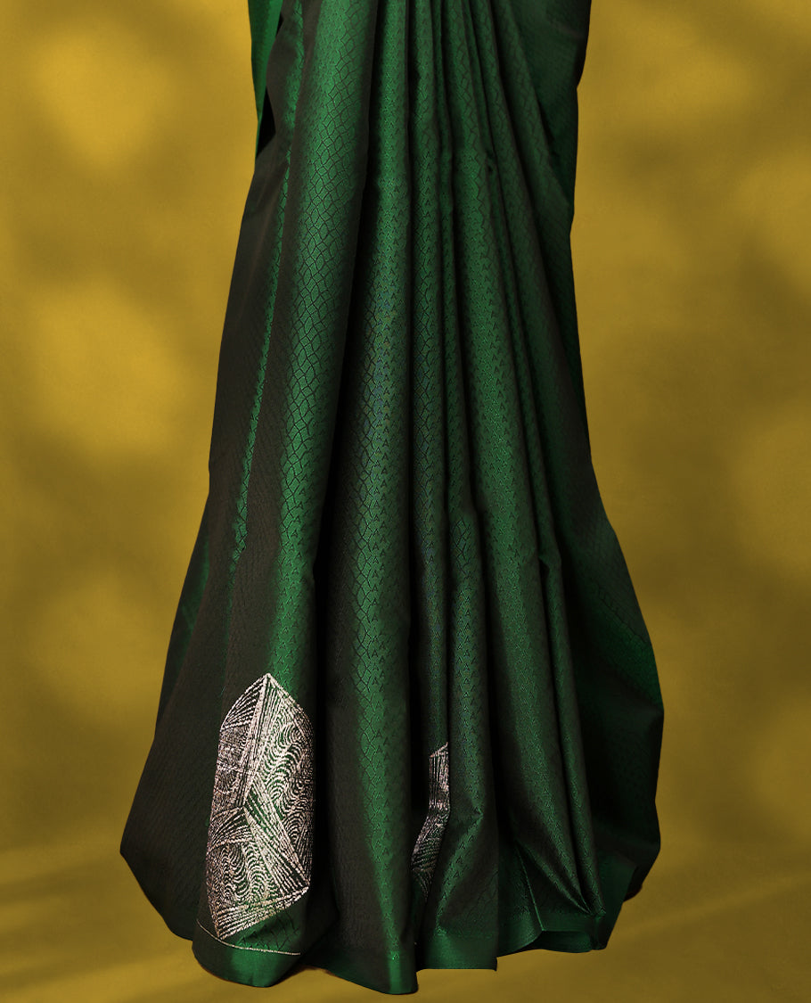 Bottle Green Colour Vasundhara Lite Silk Saree having Black Thread Work in Body and Blouse without Border