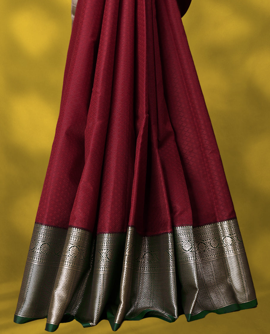 Maroon Colour Vasundhara Lite Saree having Thread Worked Body with Bottle Green Border and Blouse