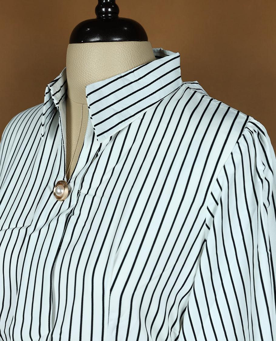 Black and White Colour Readymade Top For Women with 3/4 Sleeves