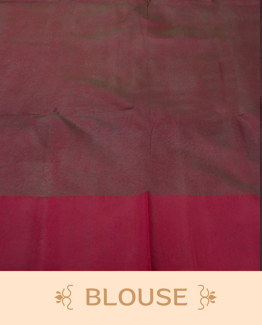 Deep greeen colour soft silk cotton saree adorned with copper zari motifs and a shimmering copper zari border, Enhanced by a beautifully rich maroon colour woven pallu & Comes with a matching blouse piece for a complete look.