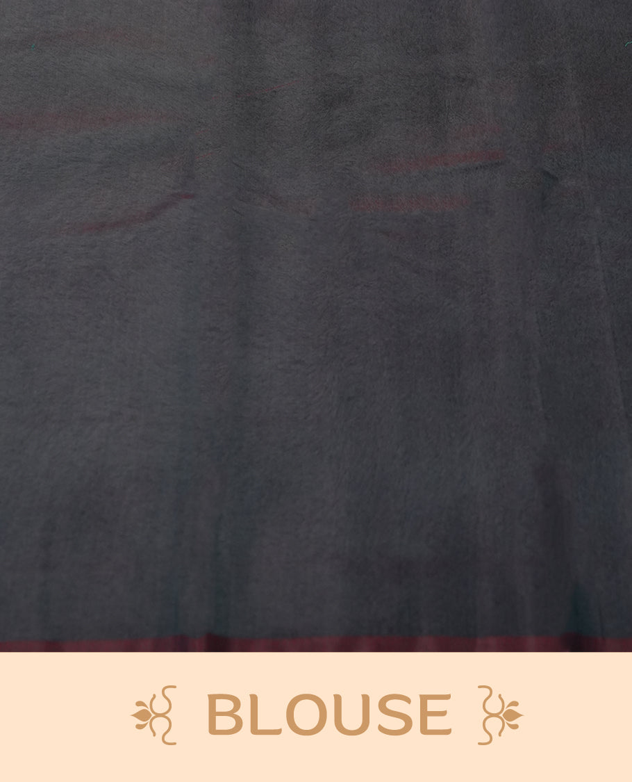 Dark Mustard colour silk cotton saree featuring with delicate vertical copper zari lines on the body & navy blue colour double shaded pallu, Crafted without a border for a classy touch, Comes with a matching blouse.