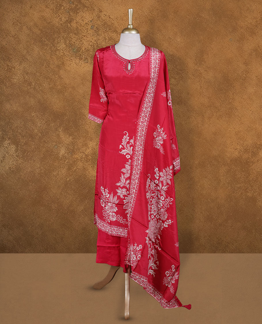 Rani pink colour churidar set featuring thread & cut beats embroidered on neckline, sleeves, and thread embroidery on body , Paired with a matching dupatta