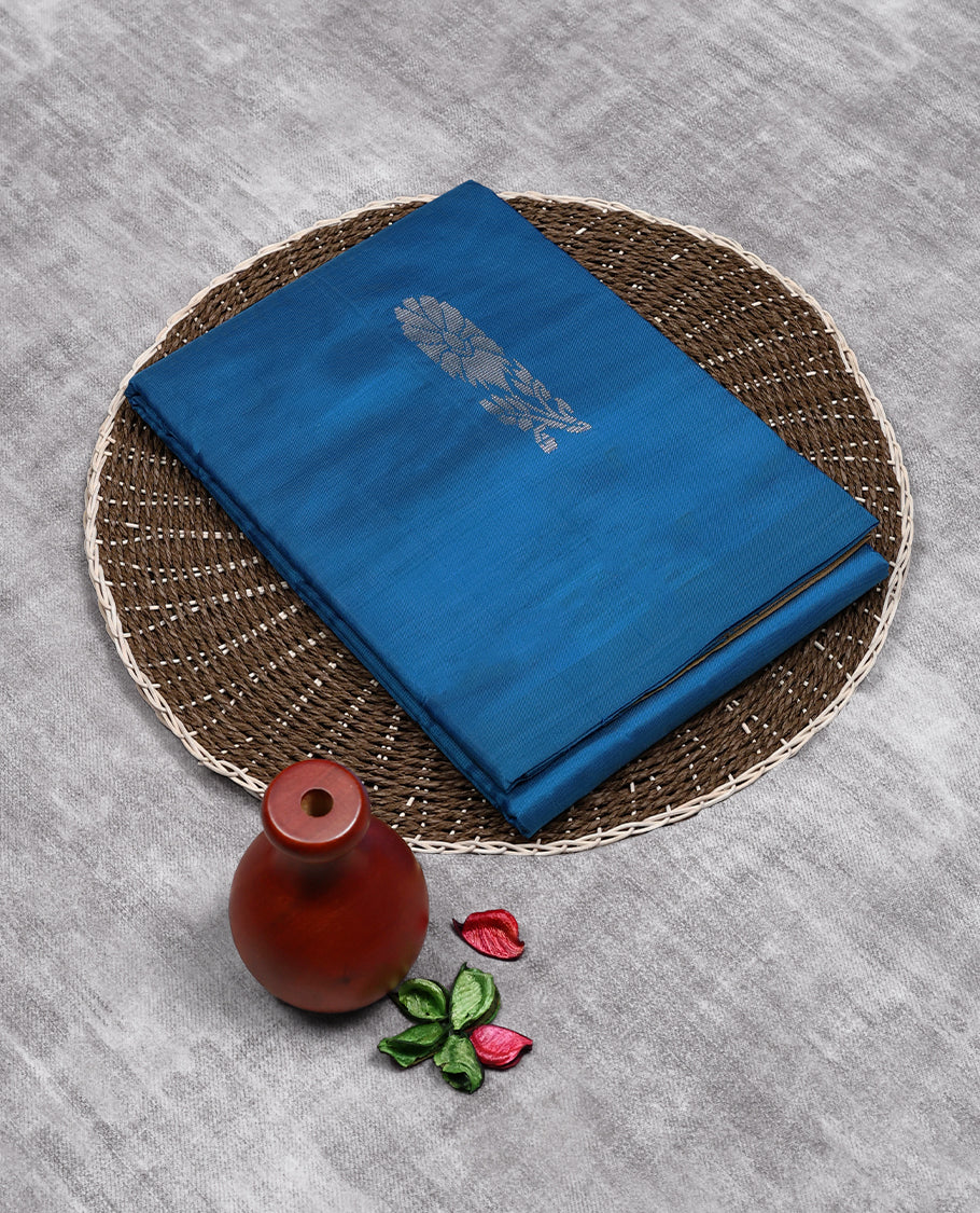 Blue Colour Vazhainar Pattu Saree having Flower Design in Body and Contrast Blouse without Blouse