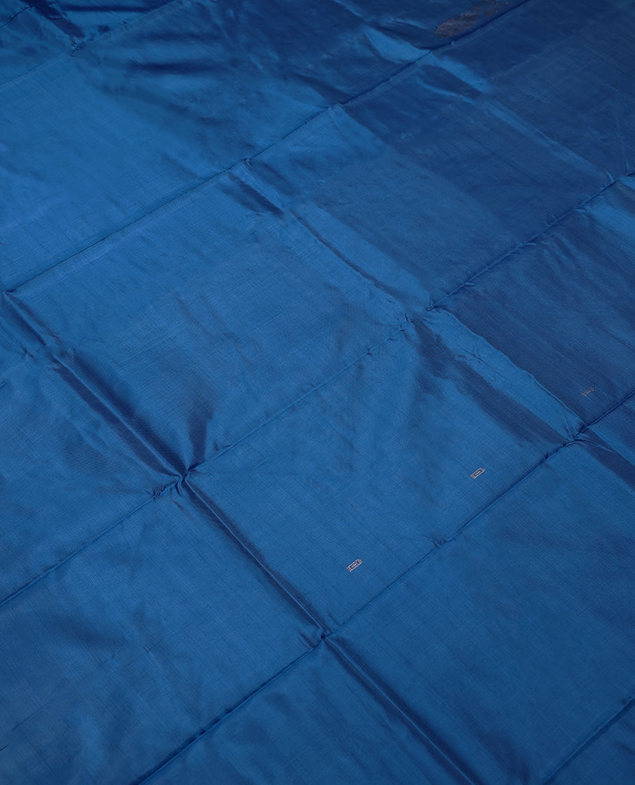 Blue Colour Vazhainar Pattu Saree having Flower Design in Body and Contrast Blouse without Blouse