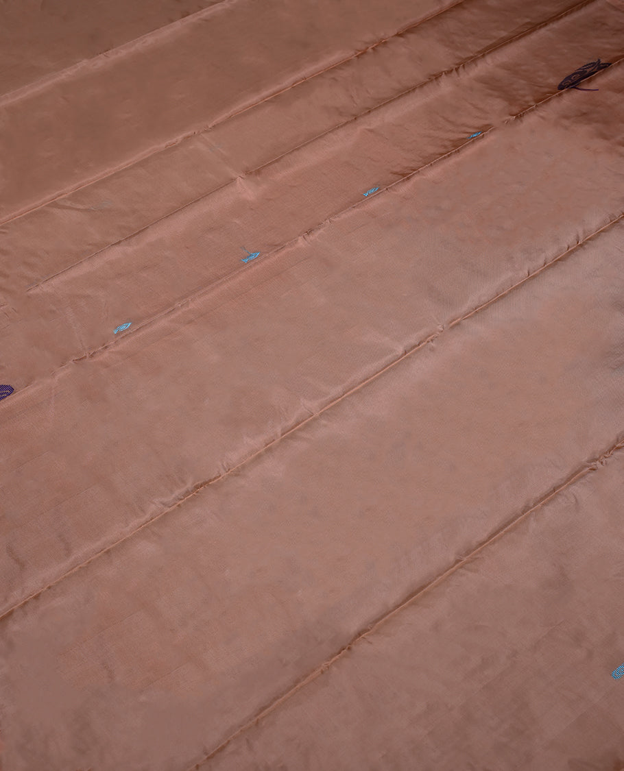 Peach Colour Vazhainar Pattu Saree having Thread Design in Body and Contrast Blouse without Blouse