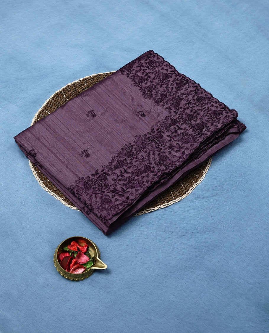 Pastel Onion Colour Art Tussar Saree having Thread Buttas in Body with Thread worked Border and Blouse.