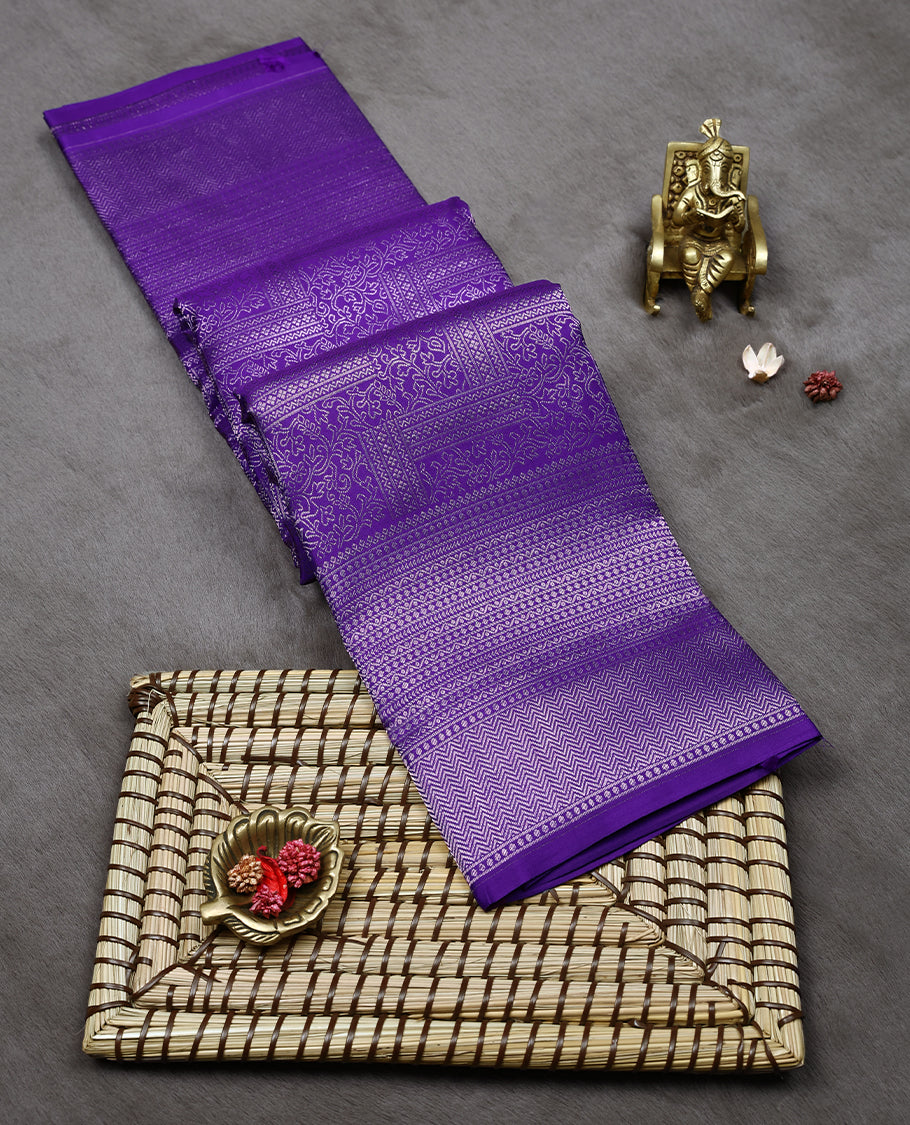 Persian Indigo Colour Kancheepuram Wedding Silk Saree having Jaal Worked Body and Border with Self Coloured Blouse