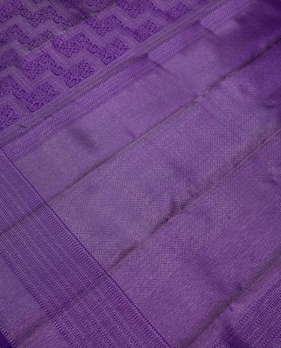 Persian Indigo Colour Kancheepuram Wedding Silk Saree having Jaal Worked Body and Border with Self Coloured Blouse