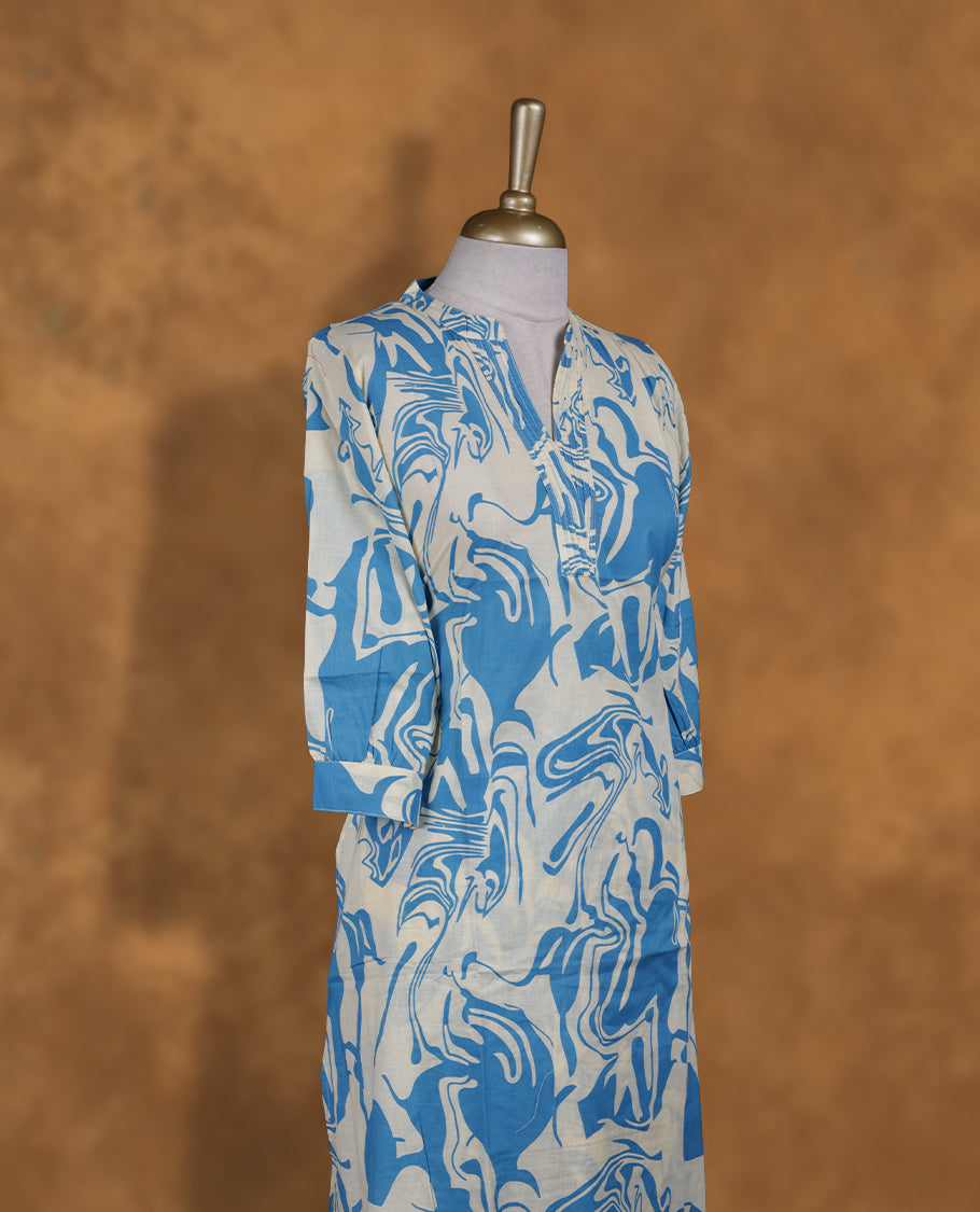 Blue colour coord set featuring V neckline, sleeves, and White printed pattern on body , Paired with a matching dupatta