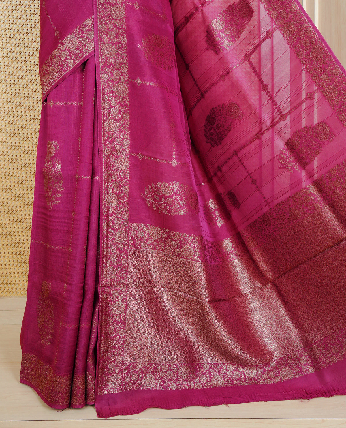 Dark onion colour semi banaras tussar georgette saree