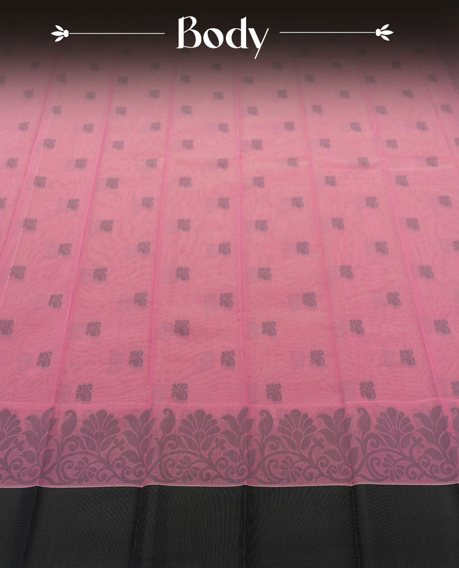Wild Orchid Pink colour silk cotton saree adorned with delicate woven motifs all over the body, paired with an elegant dark plain border and richly patterned pallu & Comes with a matching blouse piece for a complete ethnic look.