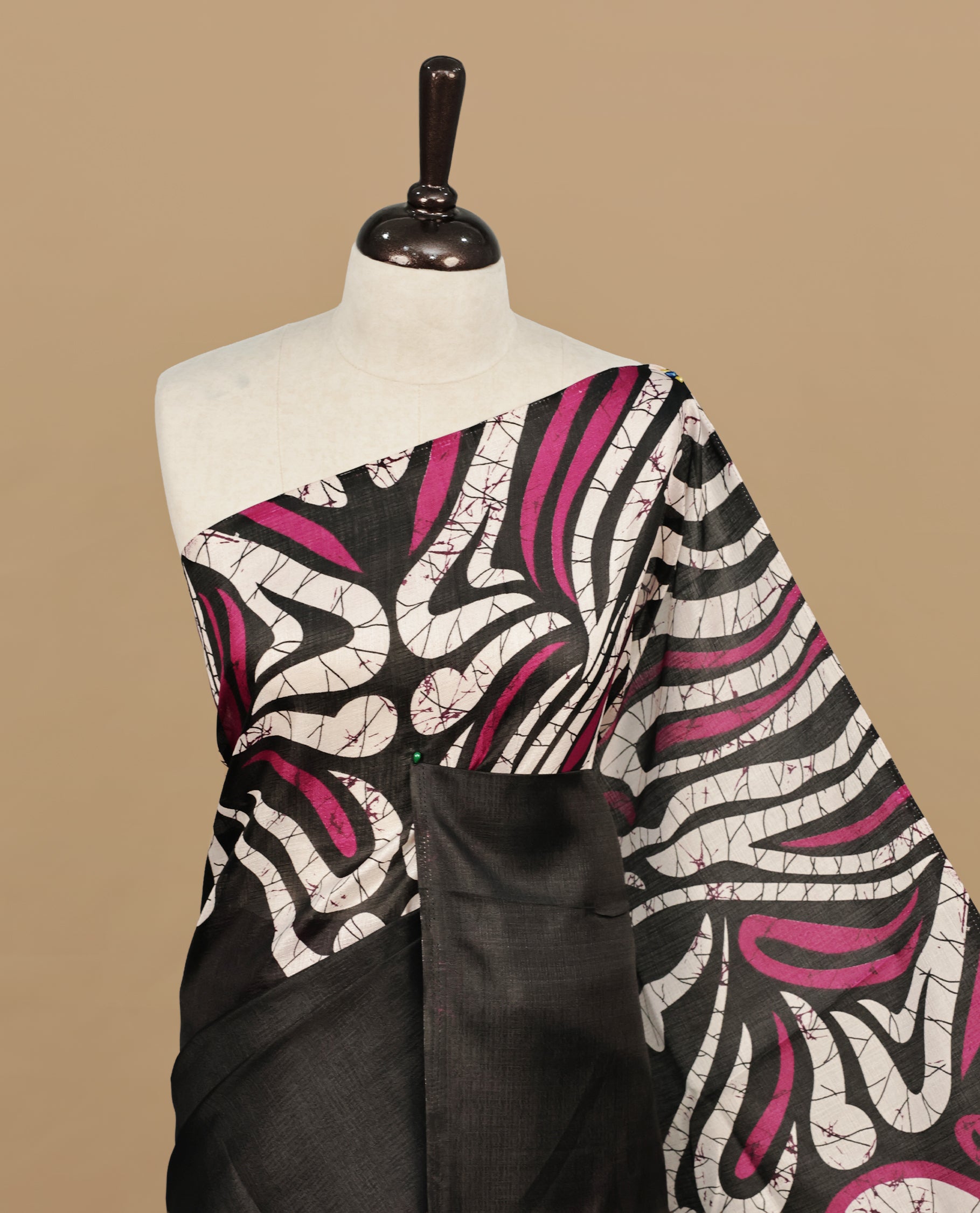 Magenta With Black Colour Khadi silk saree Featuring Abstract Print Patterned & Curved Wave Like Line Detailed Body, Paired with matching blouse piece.