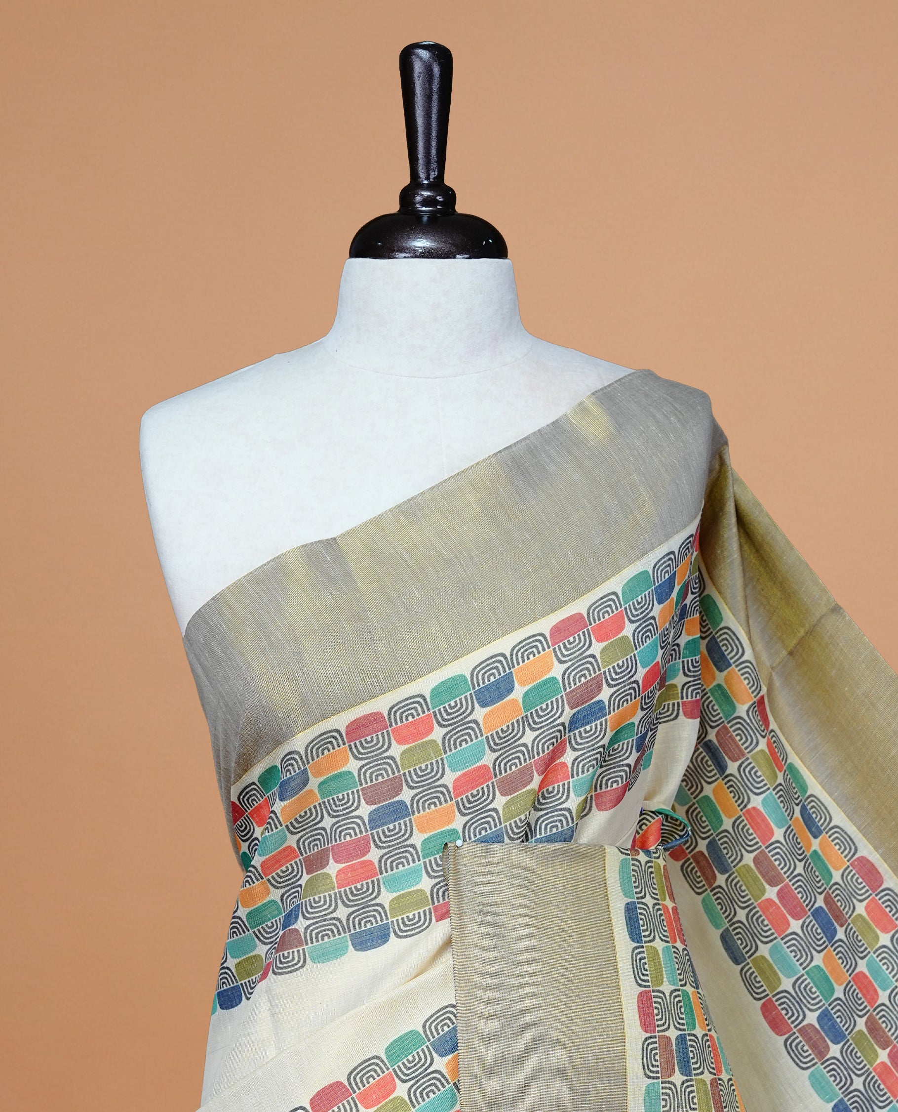 Cream colour Tissue kerala saree featuring Classy Multi colour Box pattern on body, Styled by Burgundy & gold zari border and pallu, comes with matching blouse piece.