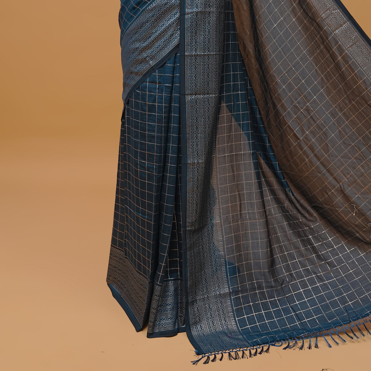 Dark teal colour vijithra silk saree