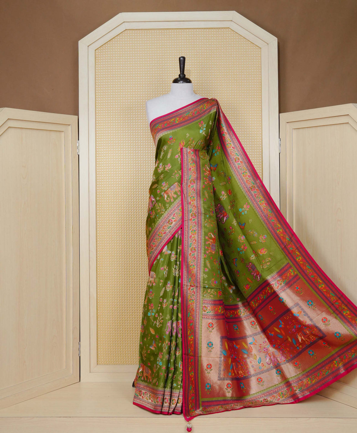 Mehendi green Colour Pashmina Saree.