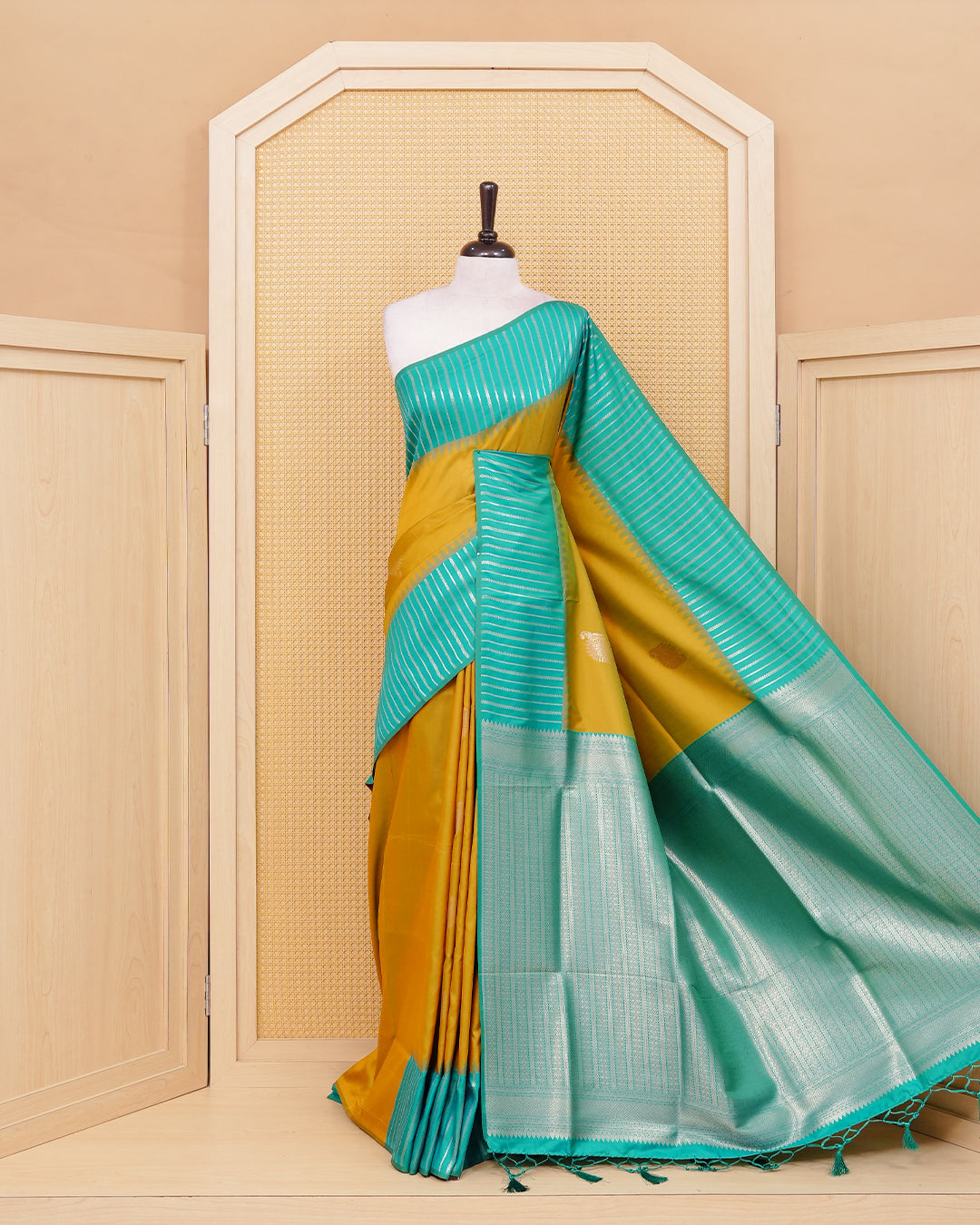 Olive & green double shade colour soft silk saree