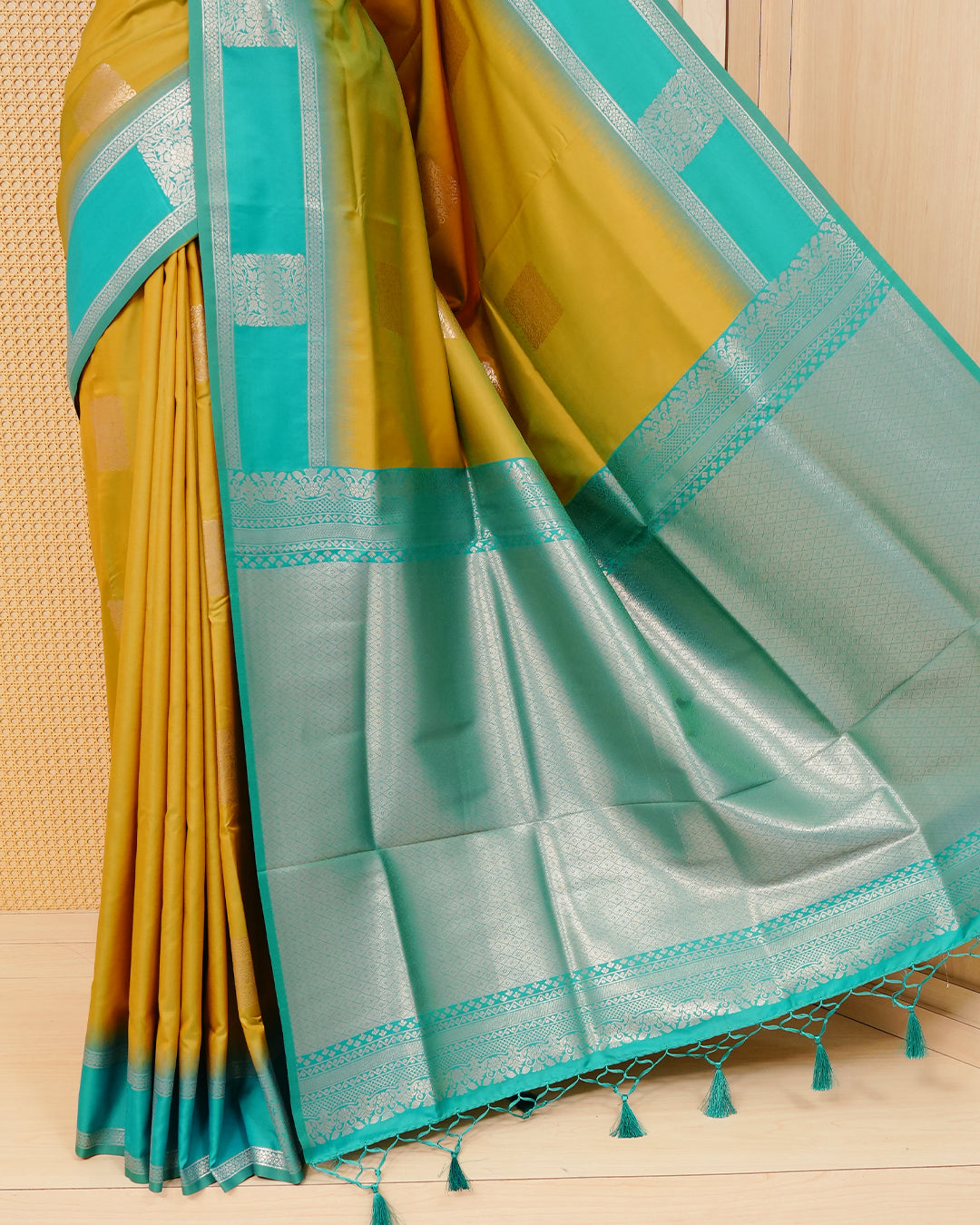 Olive & green double shade colour soft silk saree