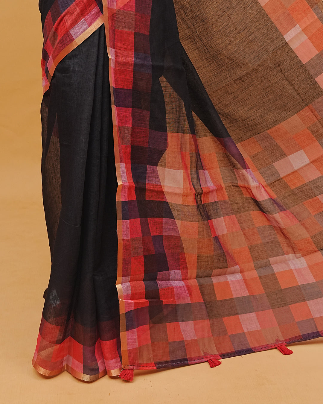Black Colour Semi Linen Saree