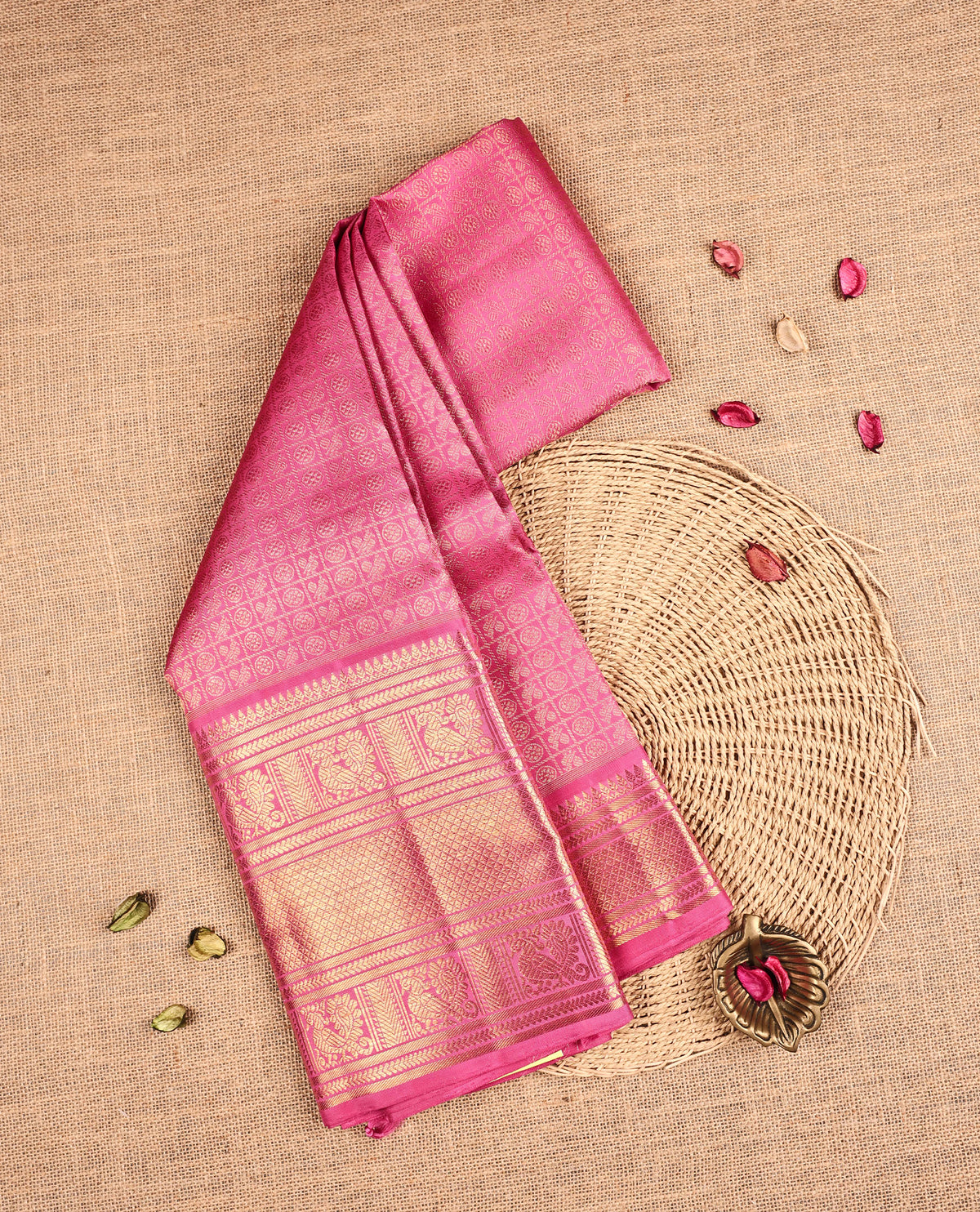Pink Colour Samudrika Silk saree.