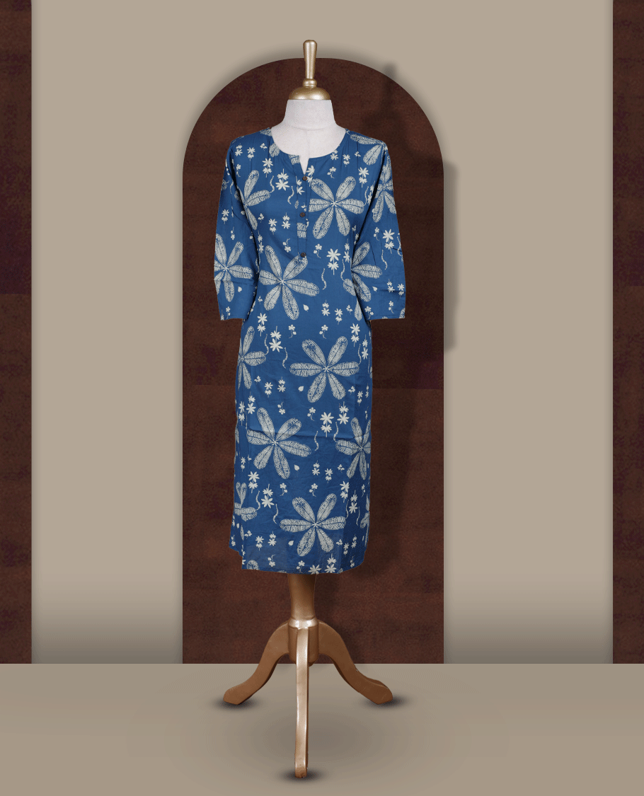 Blue colour kurthi featuring with off white floral prints all over & Designed with a round neckline with V notch, button placket, and 3/4 sleeves.
