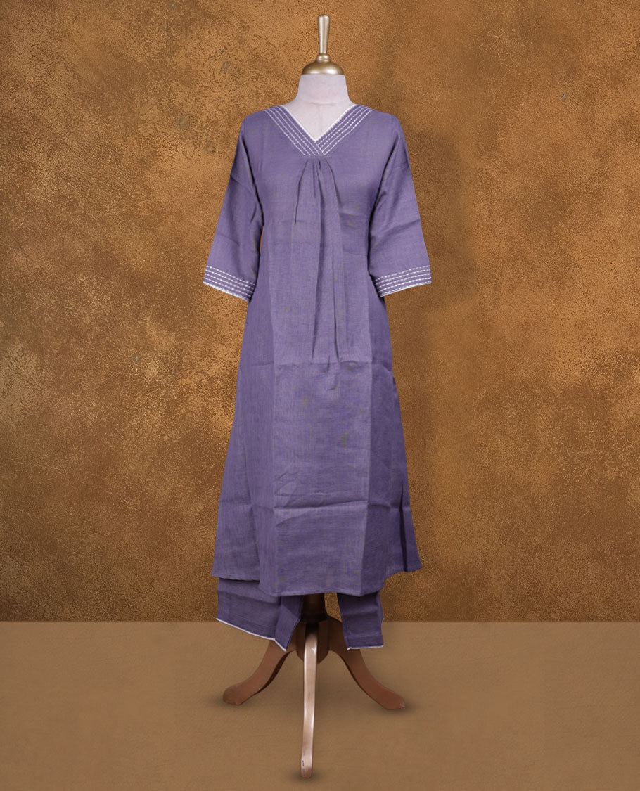 Dark Lavender colour coord set with styled with a V with sweetheart neckline & sleeve,floral pattern on body, knee length design, with matching bottom .