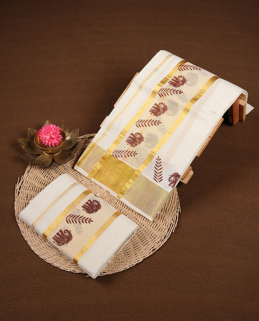 Off white colour cotton set mundu highlights gold zari border featuring brown colour block print across border (2.00/2.80 MTS)