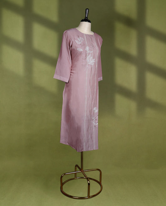 Dusty Onion colour kurti with a round neckline and three quarter sleeves, featuring vertical thread detailing and delicate white floral embroidery