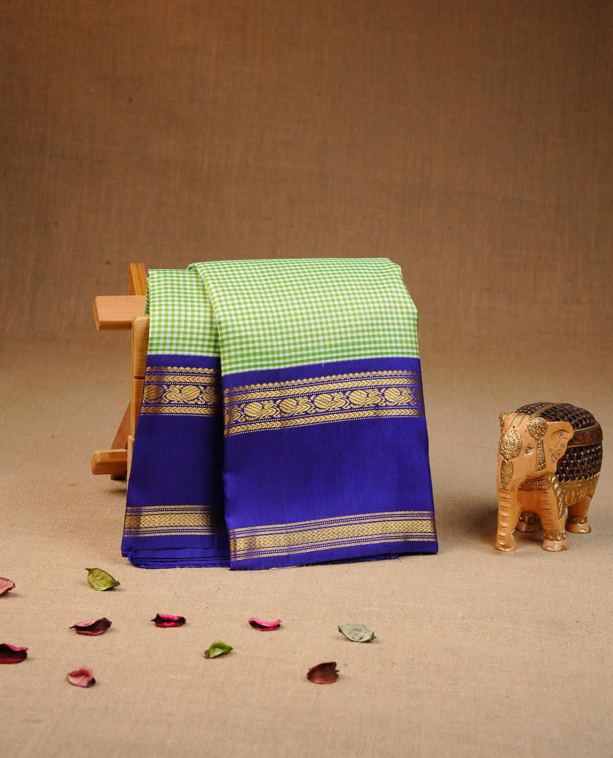Green & white Traditional kancheepuram silk saree, Small check Design body, contrast Navy blue colour with Gold zari border, comes with matching blouse piece.