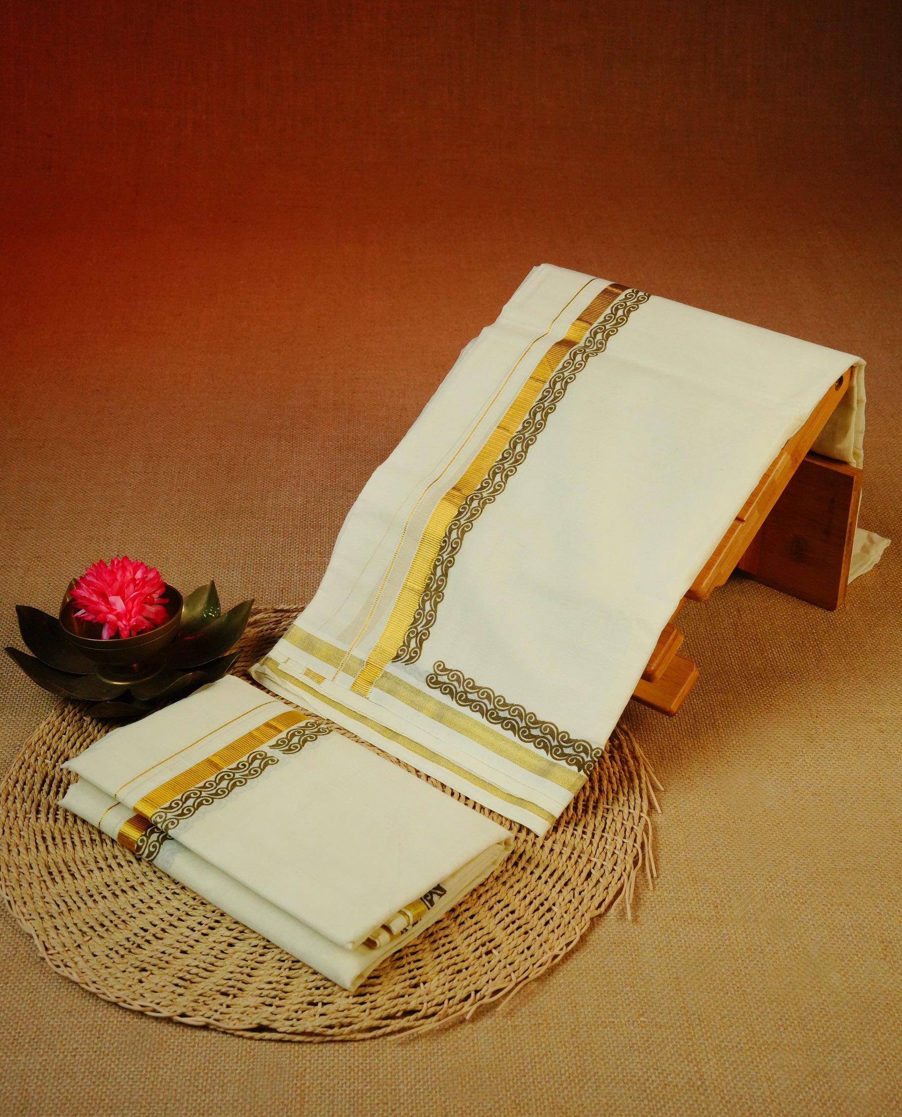 Cream colour cotton Set Mundu With Plain body, enhanced with Gold kasavu with Printed kara.