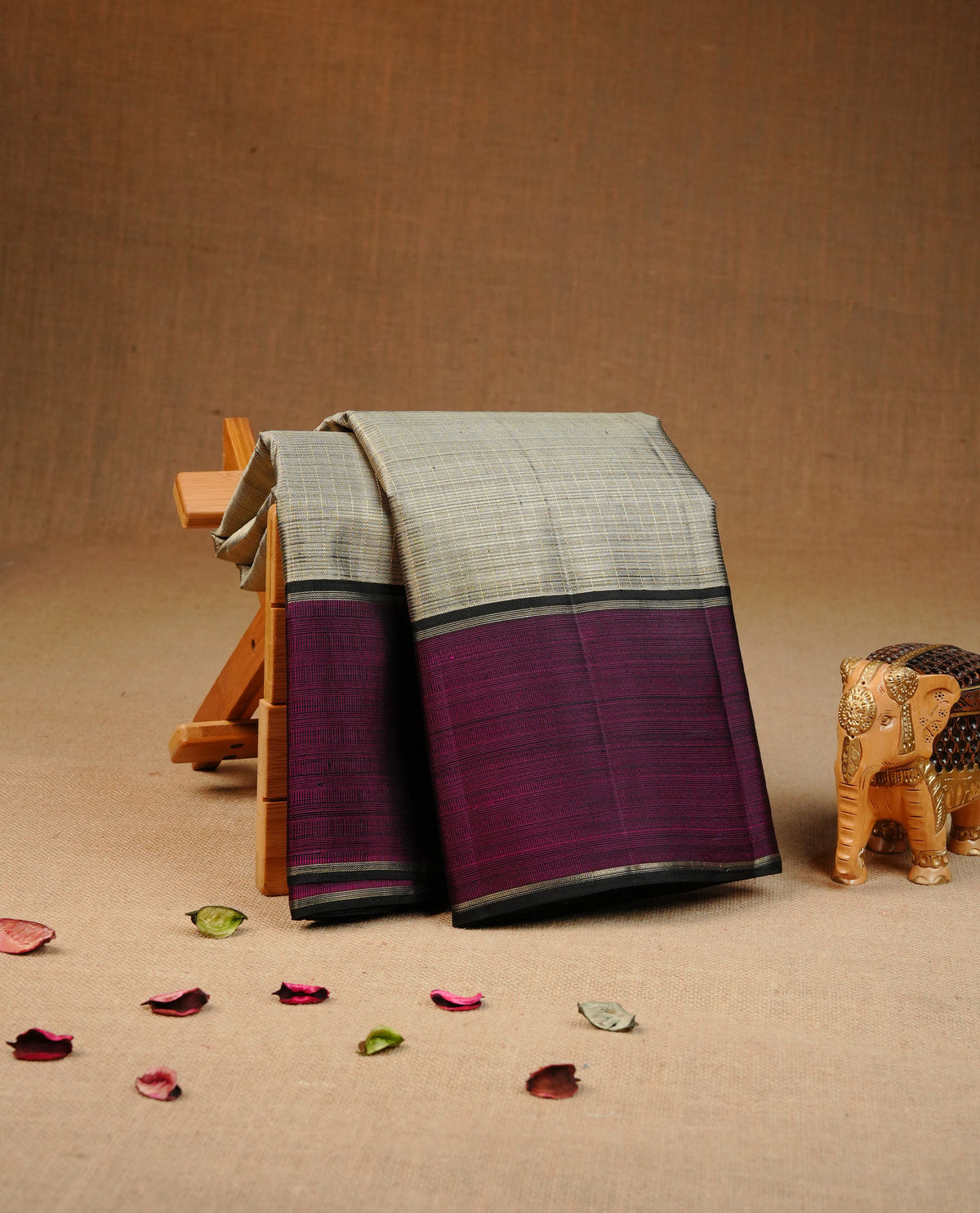Grey Colour traditional kancheepuram silk saree
