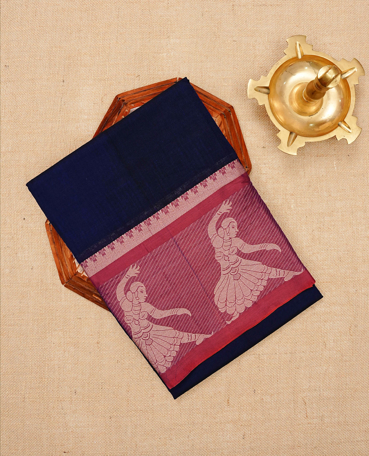 Navy blue Colour Narayanapattu Cotton Saree with a Plain Body, featuring  maroon with Contrast Beige Dancing Lady Motifs on Border and Contrast pallu. Paired with a Matching  blouse piece.