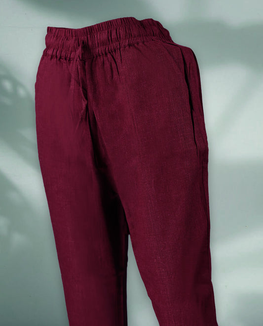 Maroon Colour women's ankle length pants feature a relaxed fit with an elasticated drawstring waistband and side pockets