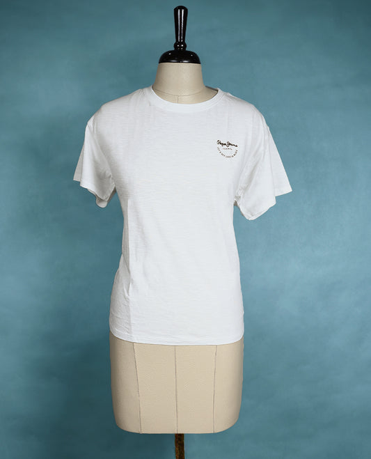 White crew neck T shirt with short sleeves and a small printed logo on the chest, ideal for casual wear.