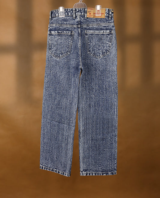 Faded Blue colour High Quality MILL DENIM  baggy fit round pocket for men.
