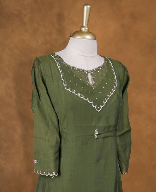 Dark Olive colour coord set styled with a thread & beats pattern around neckline & sleeve, knee length design .